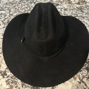 Twister Western hat in Black size 7 3/8